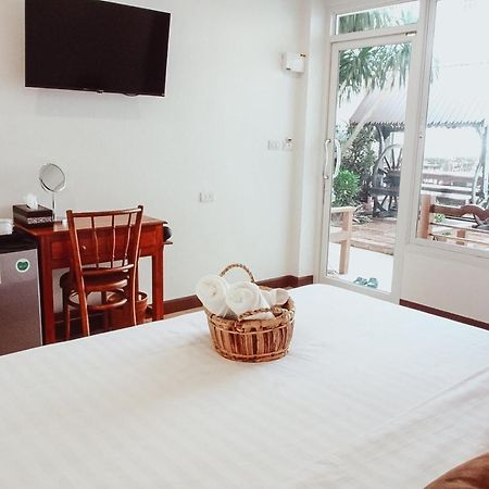Romyen Cafe' Homestay Phra Nakhon Si Ayutthaya Exterior foto